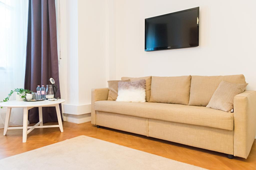 Kristen House Bucarest Extérieur photo